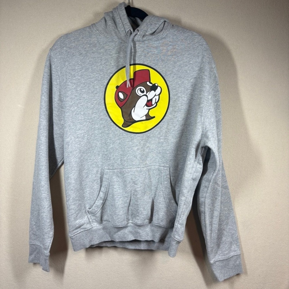 Buc-ee's Beaver Logo Hoodie Gray Pullover Sweatshirt Med Novelty Cute Athleisure